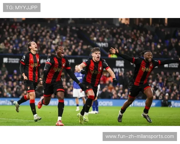 曼联进攻火力难掩防守漏洞